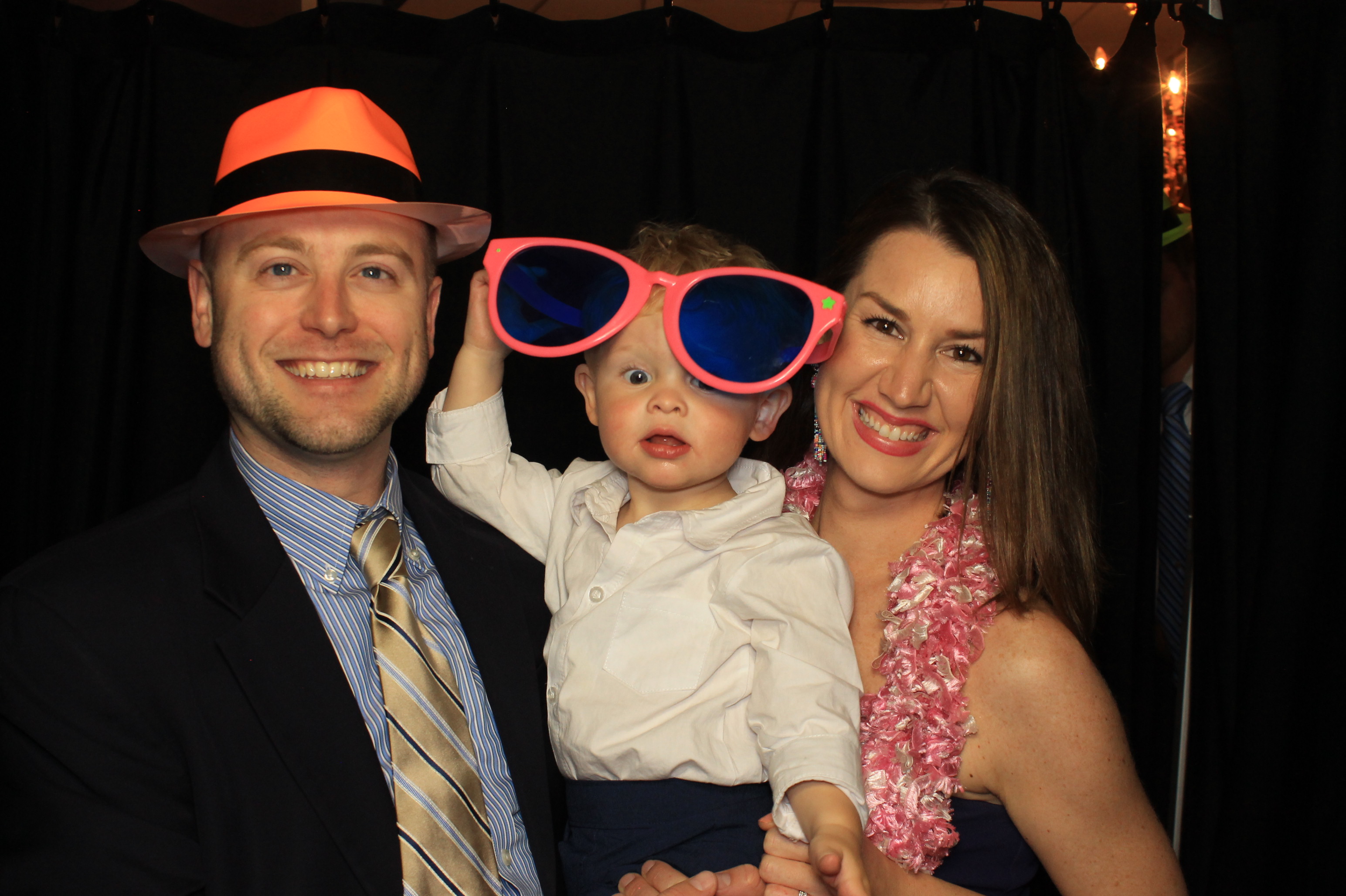 Meredith and Doug Wedding | View more photos from the event at gallery.photoboothcincy.com/u/PhotoBoothCincy/Meredith-and-Doug-Wedding